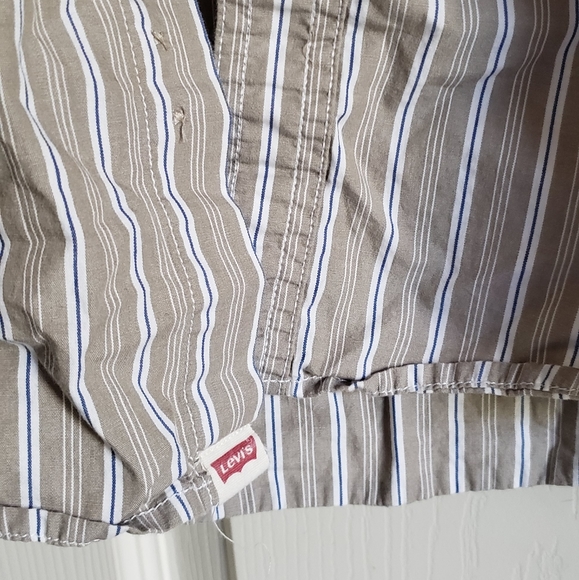Levis Top L Button Up Tan/Beige White Blue Excellent Condition - Picture 4 of 7